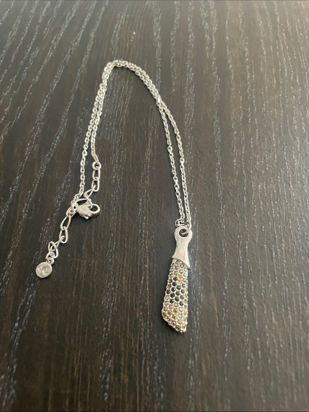 Pretty necklace and pendant